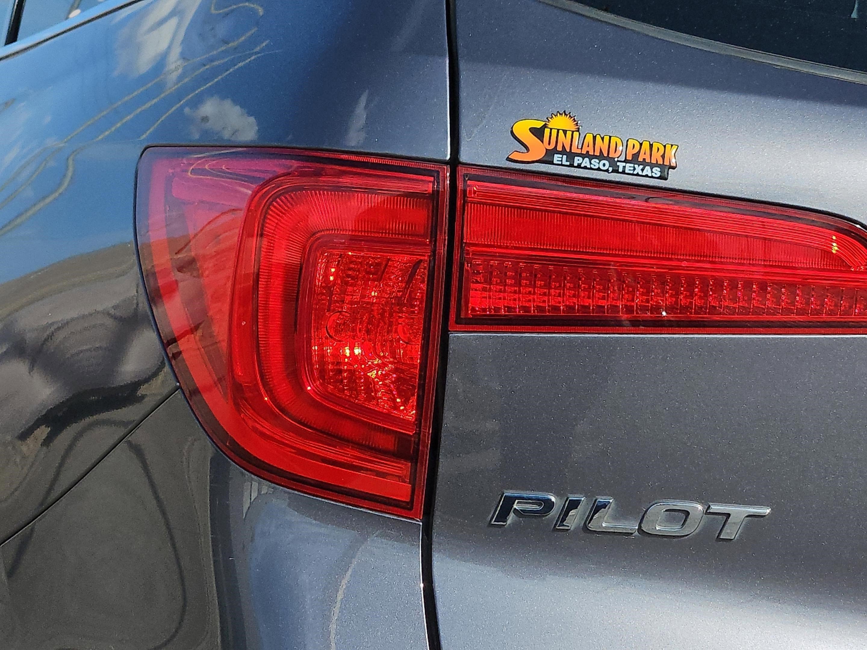 Used 2017 Modern Steel Metallic Honda EX-L image 10