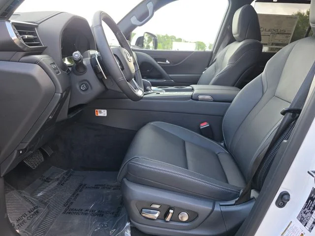 2026 Lexus LX 700h Luxury - Photo 24