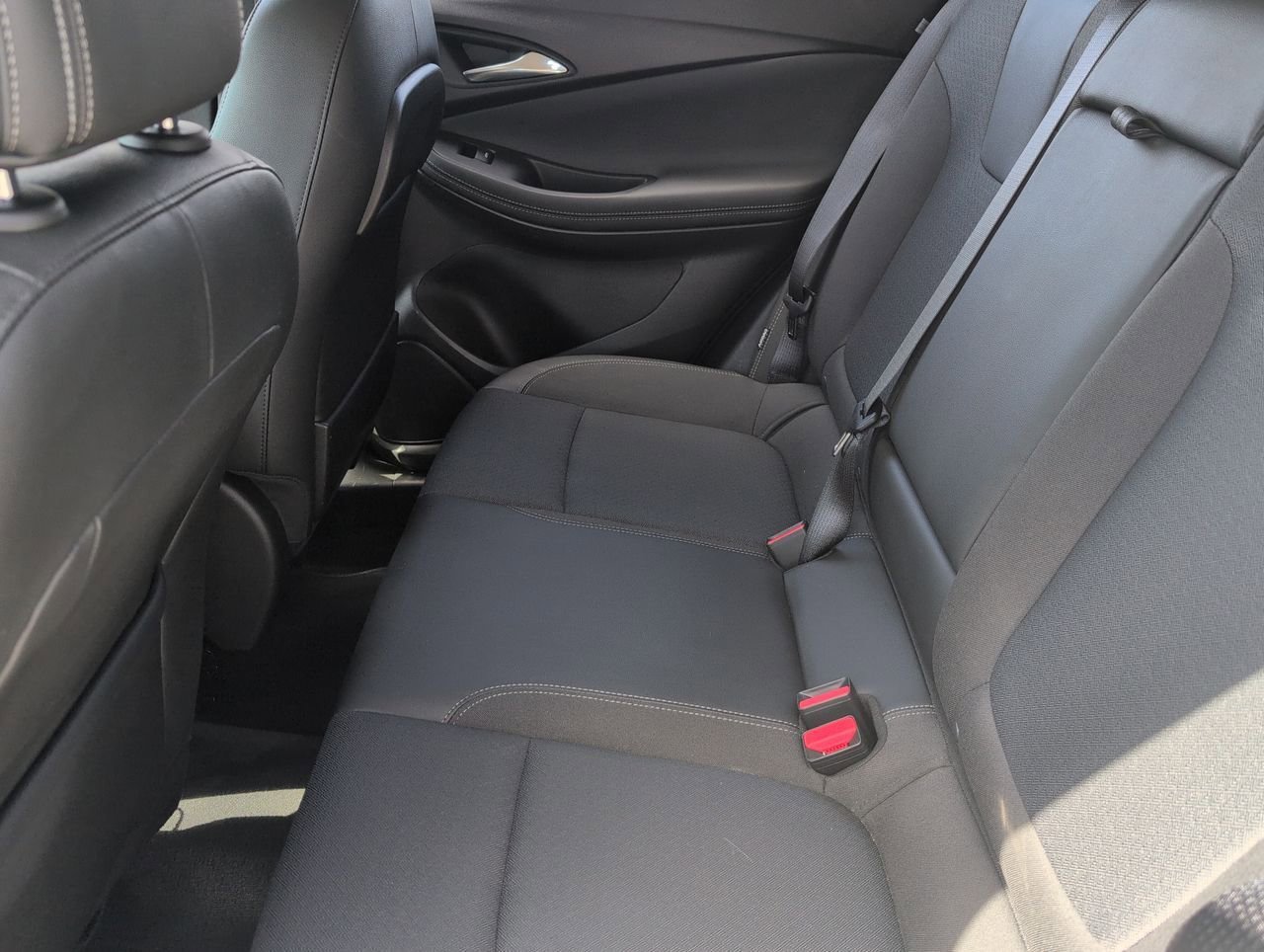 Used 2023 Summit White Buick Select image 22