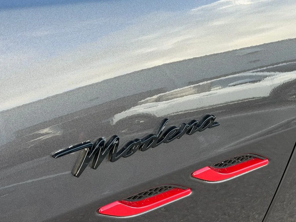 Used 2022 Gray Maserati Modena image 10