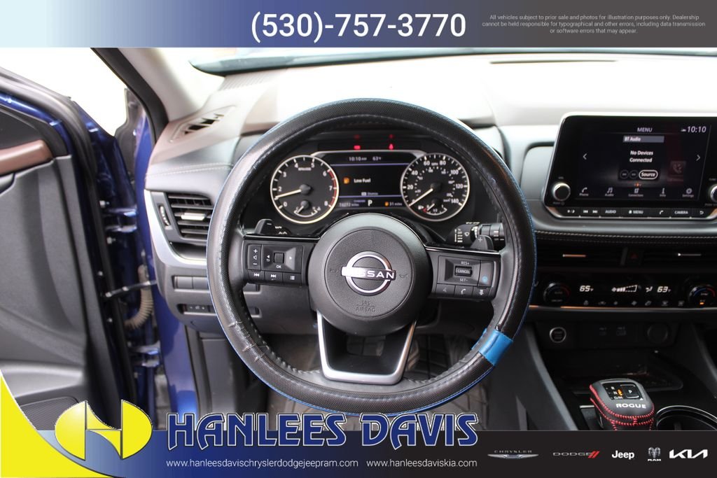 Used 2023 Blue Nissan SV image 18
