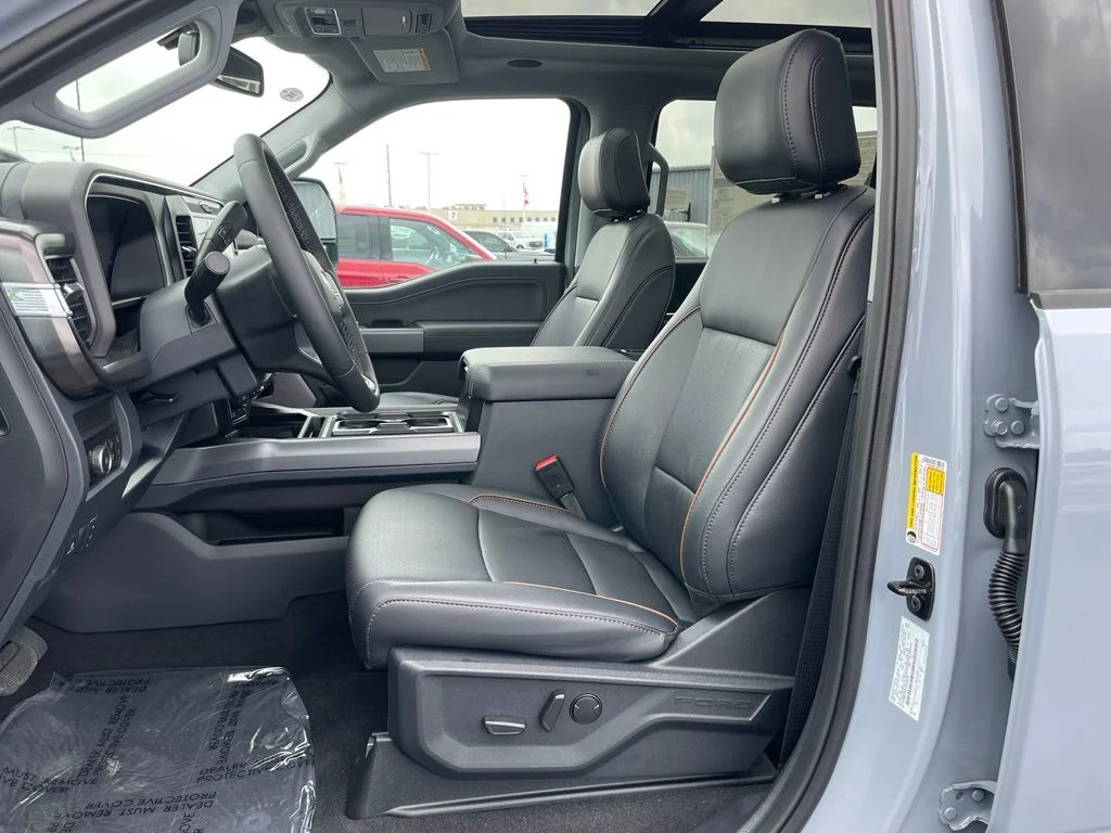 New 2026 Glacier Gray Metallic Tri-Coat Ford F-250® Lariat® image 7