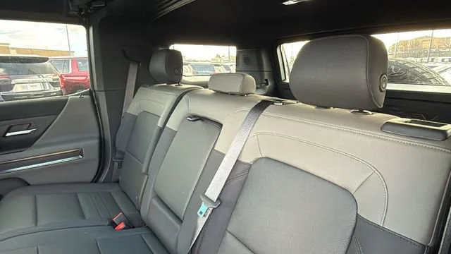 2024 GMC HUMMER EV 3X - Photo 16