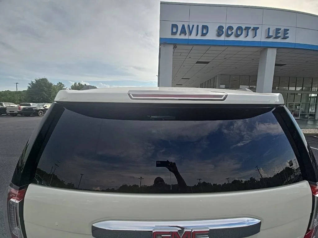Used 2015 WHITE DIAMOND TRICOAT GMC Denali image 15