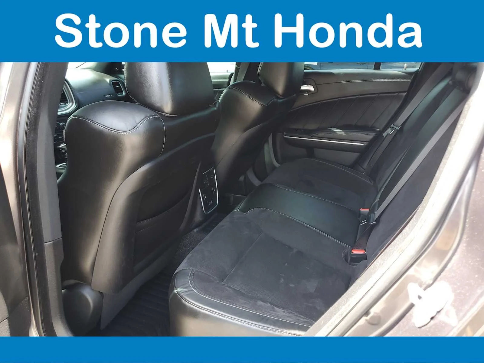 Used 2021 Granite Pearlcoat Dodge Scat Pack image 9