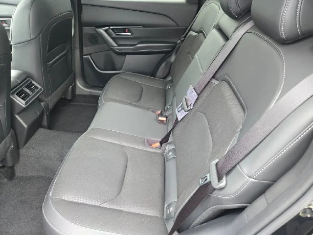 New 2026 Jet Black Mica Mazda 2.5 S Preferred AWD image 16
