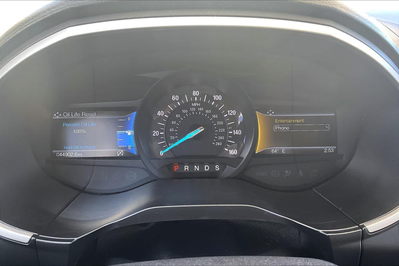 Used 2019 White Platinum Metallic Tri-Coat Ford SEL image 26