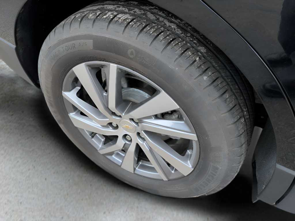 Used 2024 Black Chevrolet LT image 23