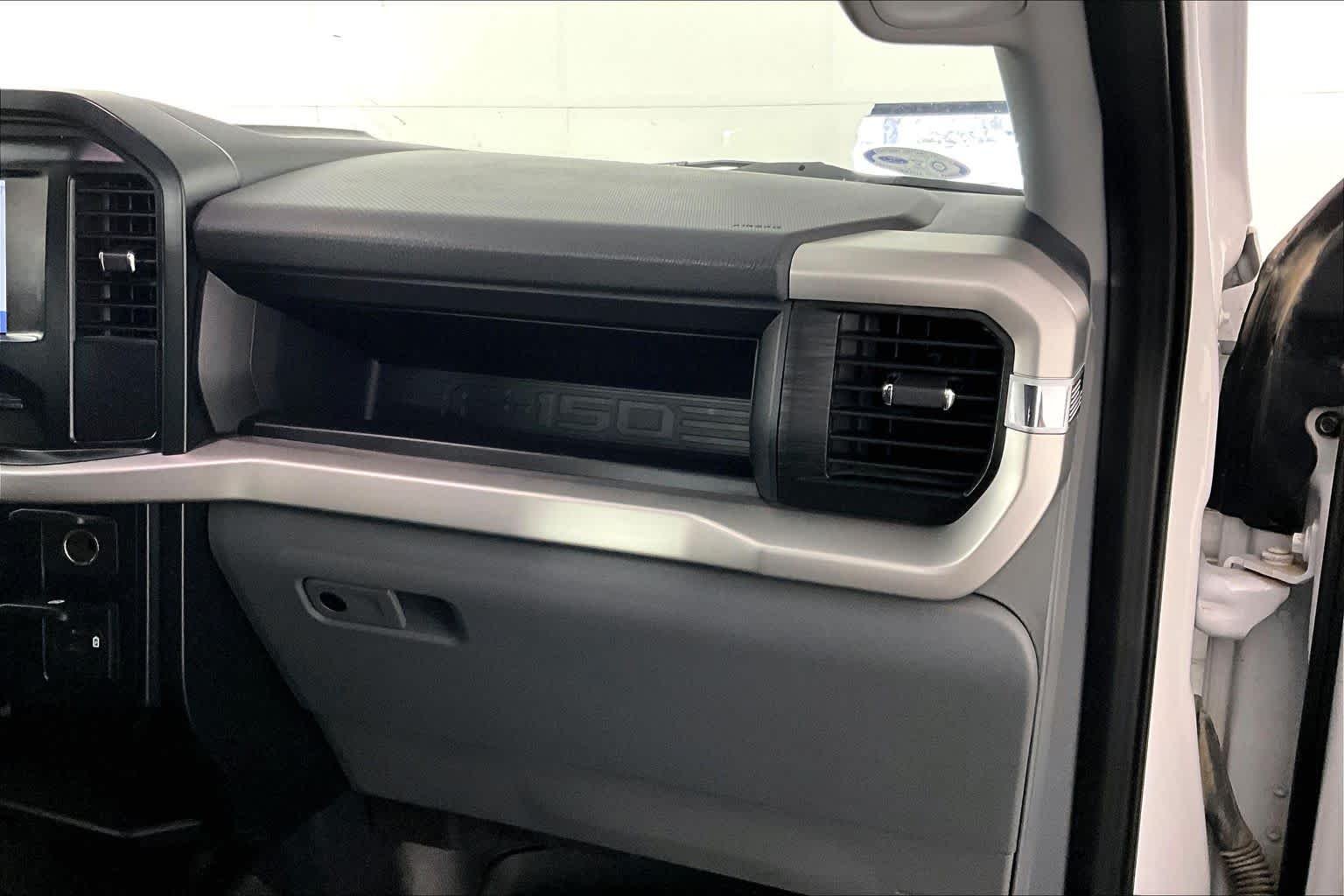 Used 2022 Oxford White Ford XL image 52