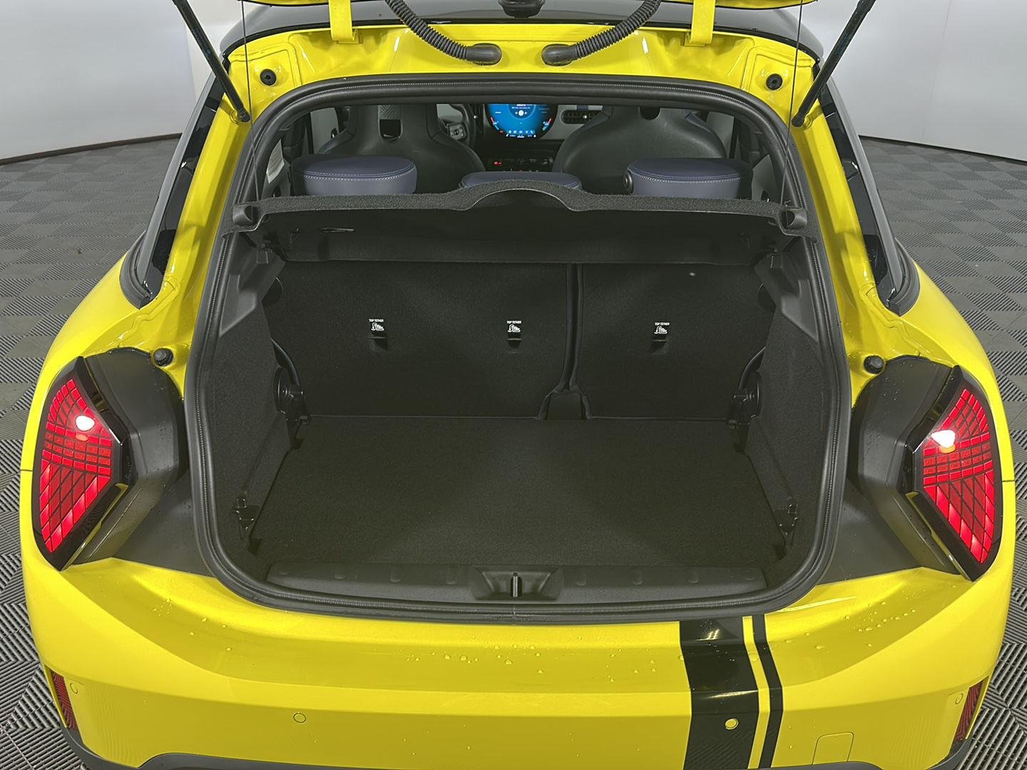 Used 2025 Sunny Side Yellow MINI Cooper S image 29