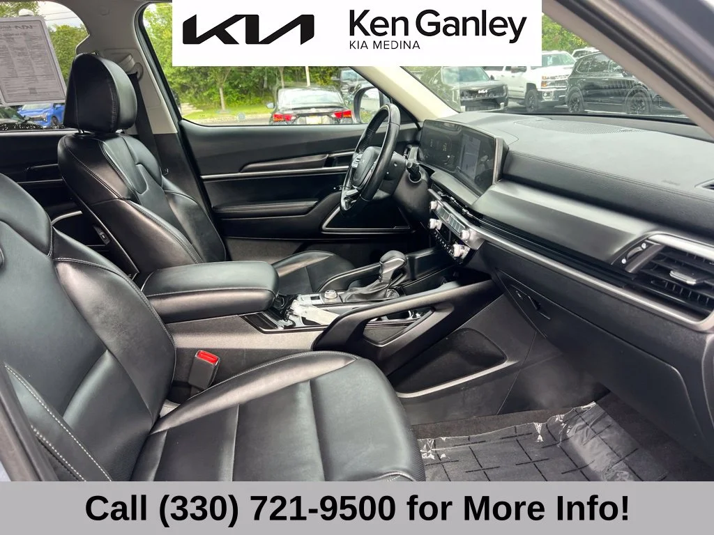 Used 2024 Silver Kia LX image 60