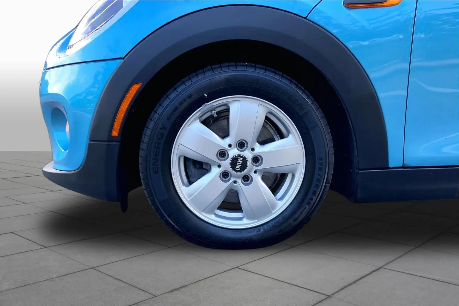 Used 2017 Electric Blue Metallic MINI Cooper image 10
