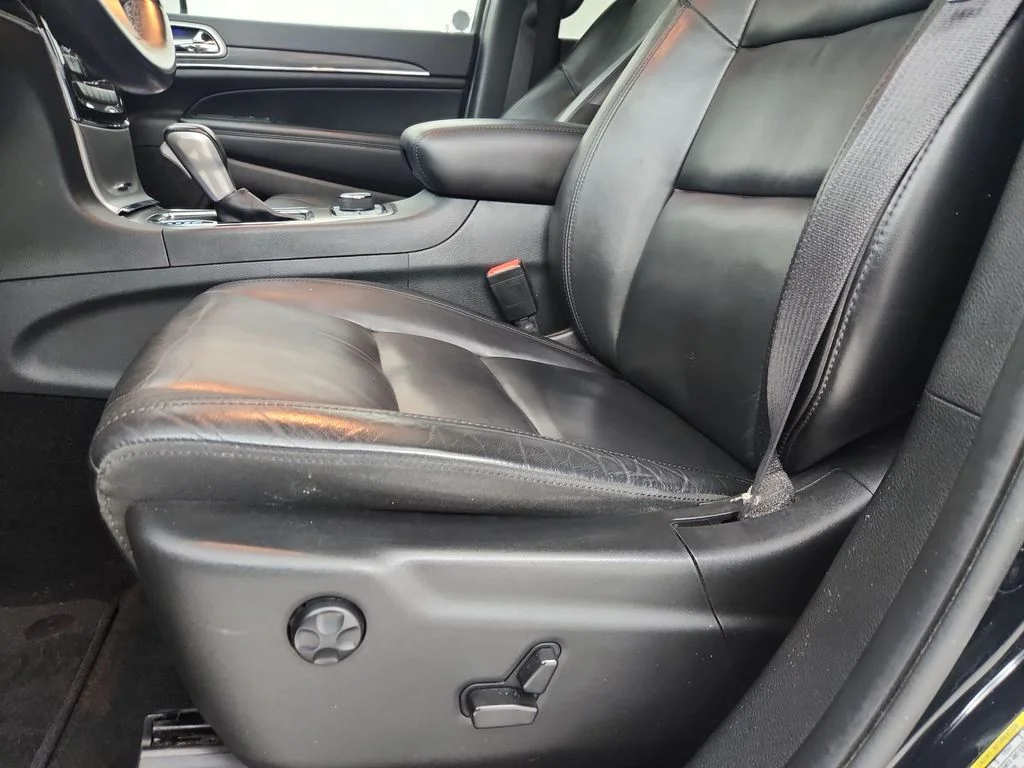 Certified Used 2022 Black Jeep Limited image 5