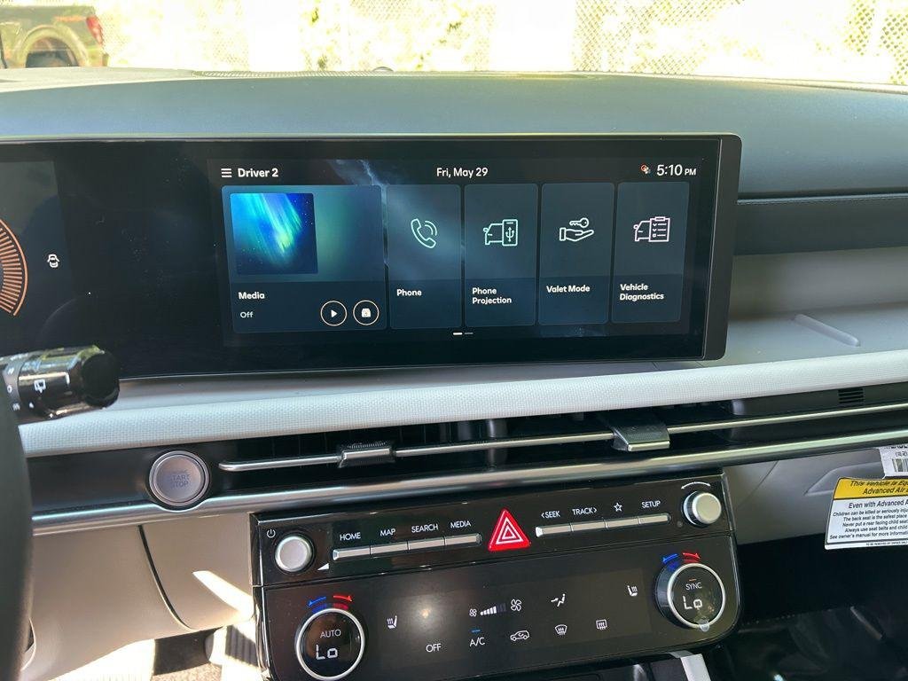 New 2026 Silver Hyundai SEL AWD image 17