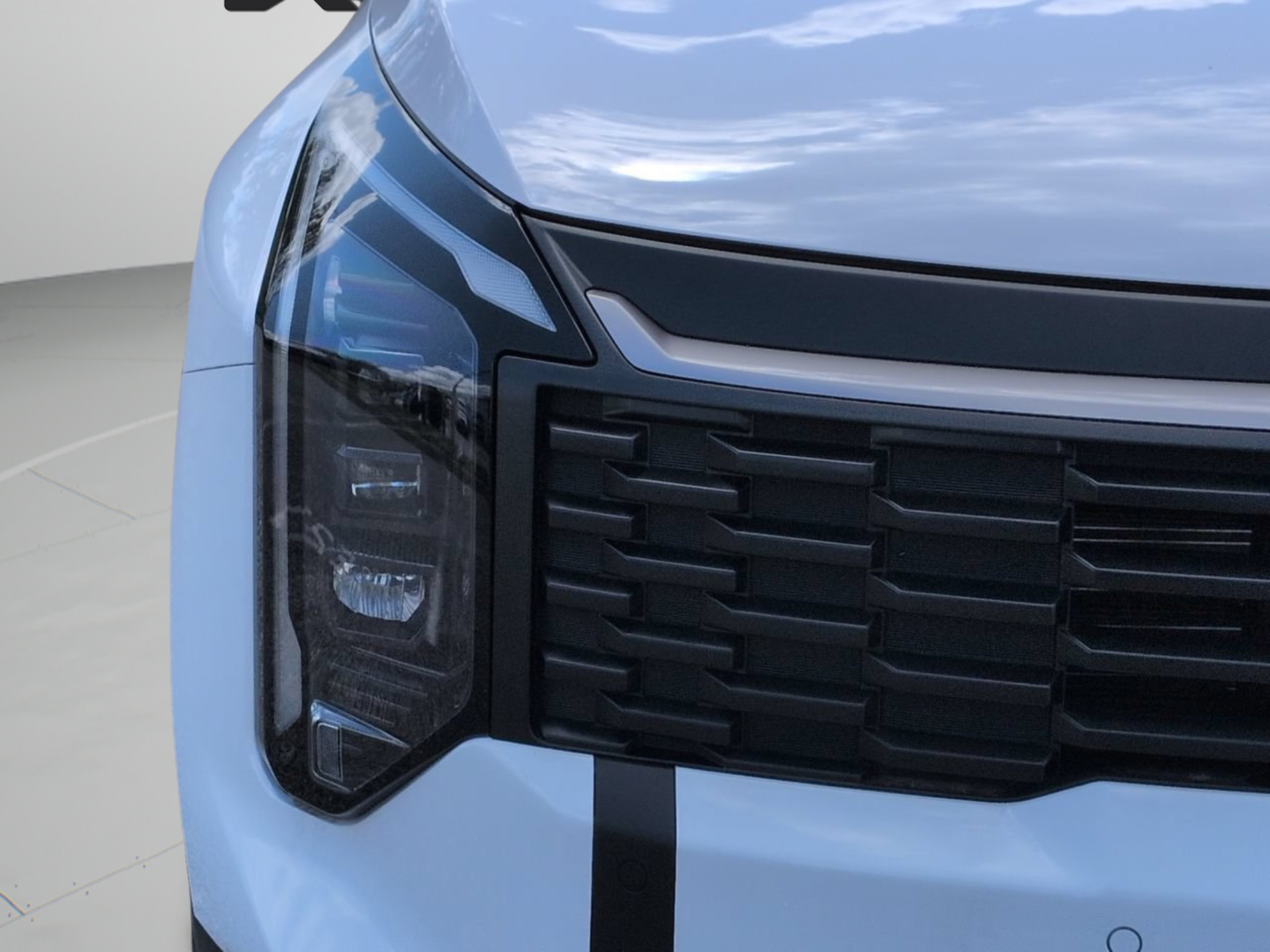 New 2026 Glacial White Kia LX image 12