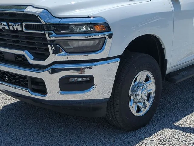 New 2026 Bright White Clearcoat RAM Tradesman image 9