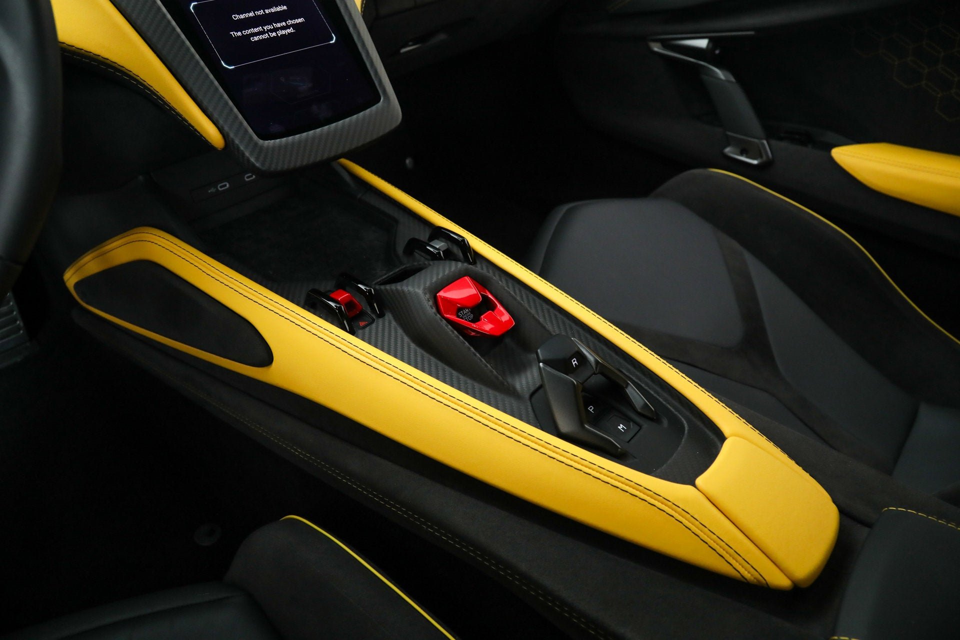 2024 Lamborghini Revuelto Base - Photo 31