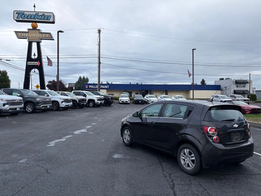 Used 2013 Mocha Bronze Metallic Chevrolet LT image 3