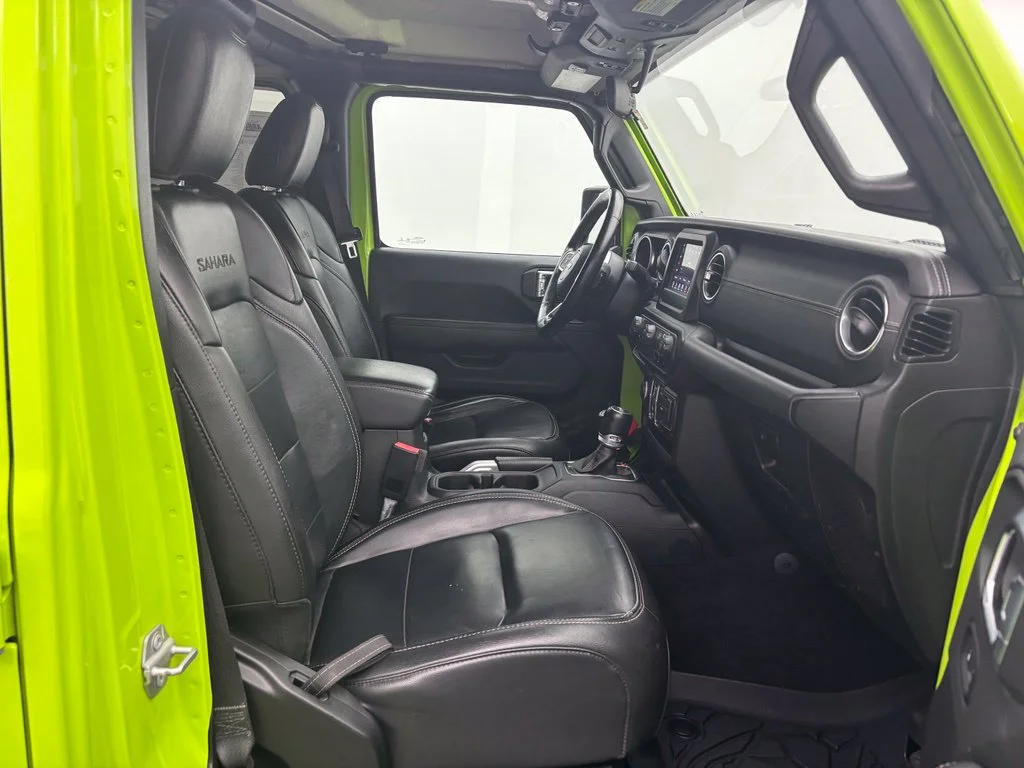 Used 2021 Green Jeep Unlimited Sahara image 34