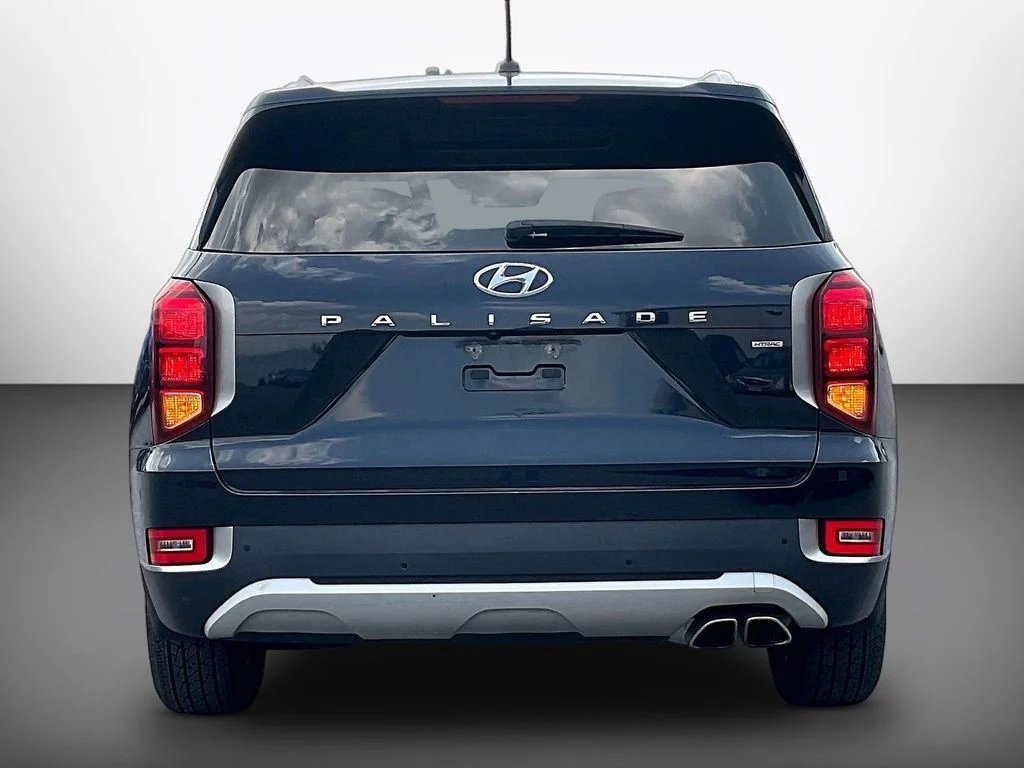 Used 2021 White Hyundai SEL image 5