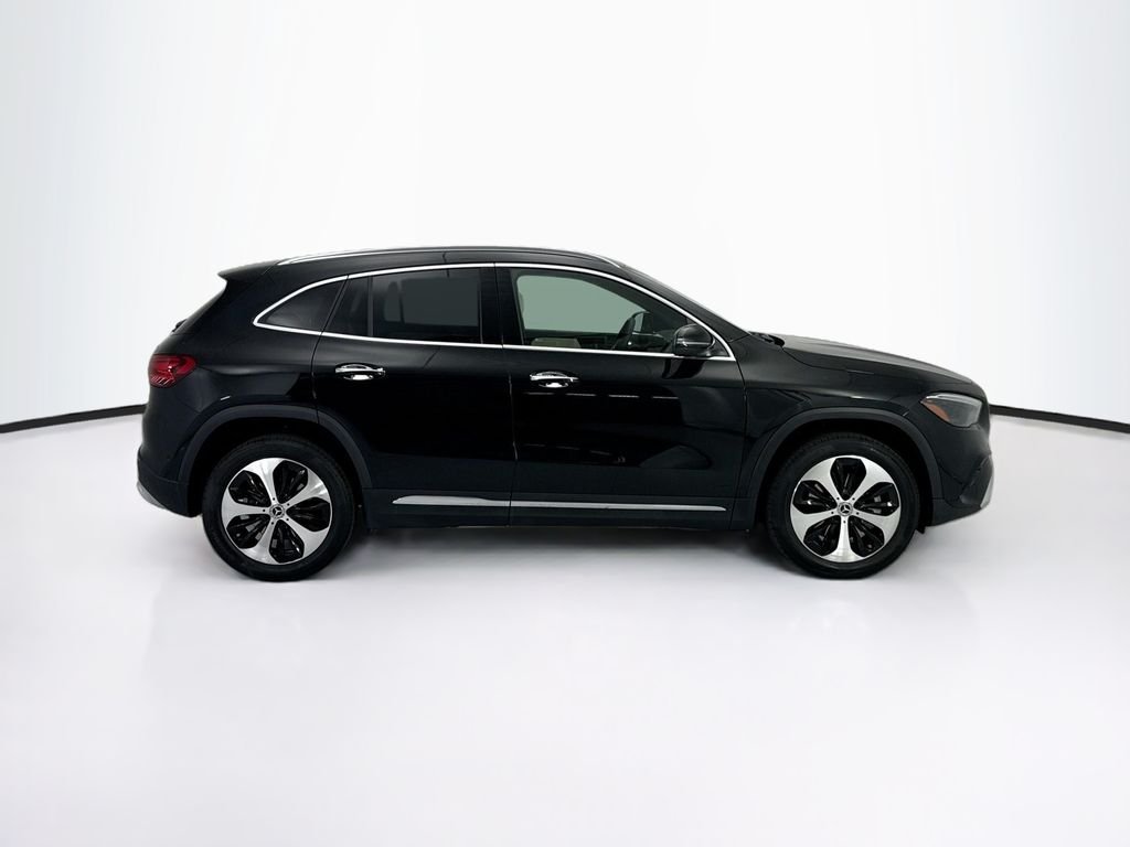 New 2026 Cosmos Black Metallic Mercedes-Benz GLA 250 image 4