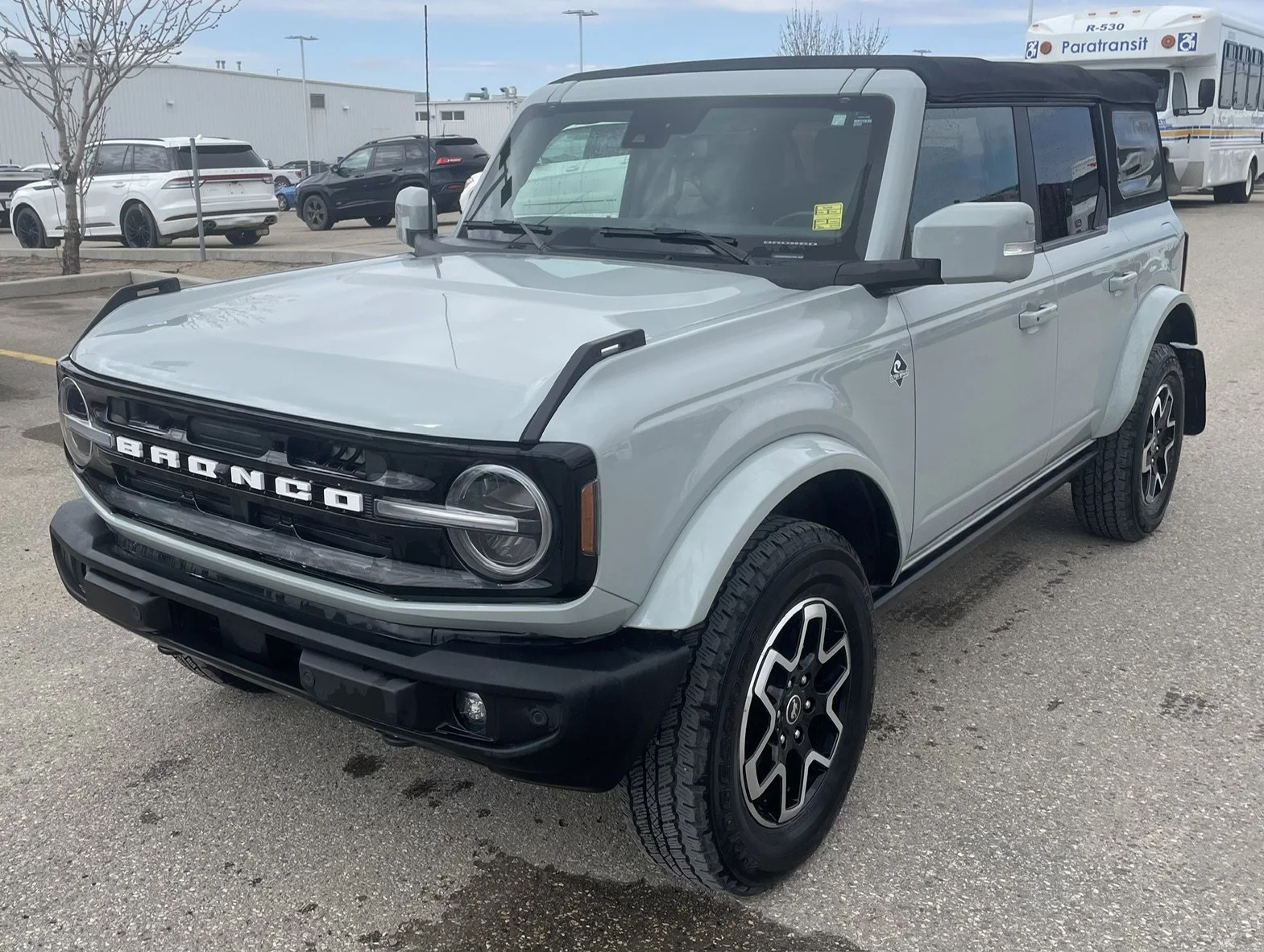 Used 2022 Cactus Gray Ford OUTER BANKS image 1