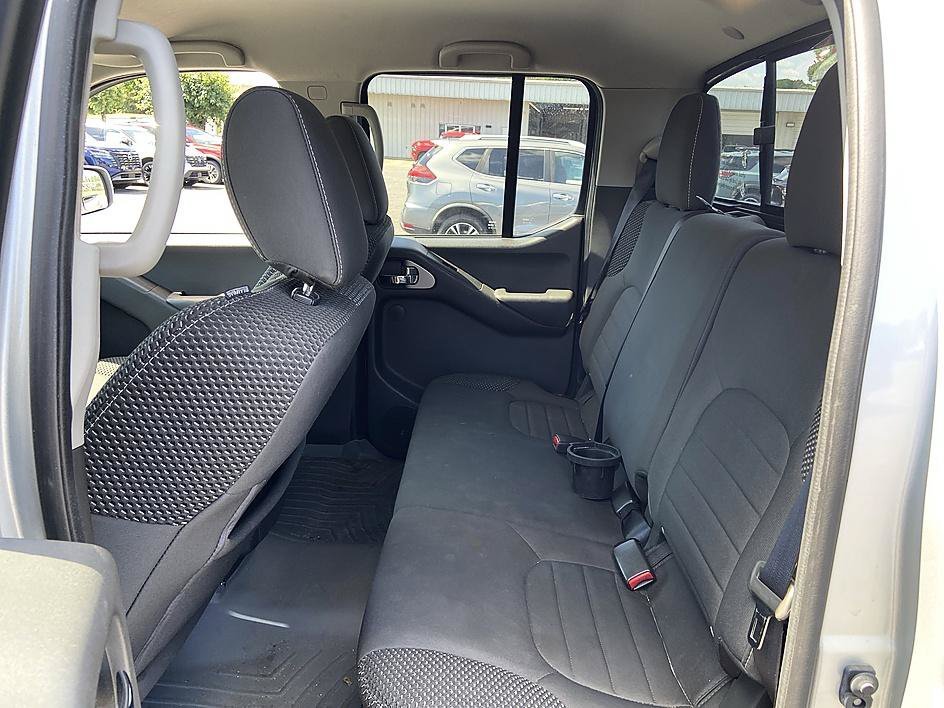 Used 2018 Brilliant Silver Nissan PRO-4X image 14