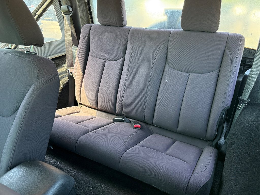 Used 2014 Billet Metallic Clearcoat Jeep Sport image 14