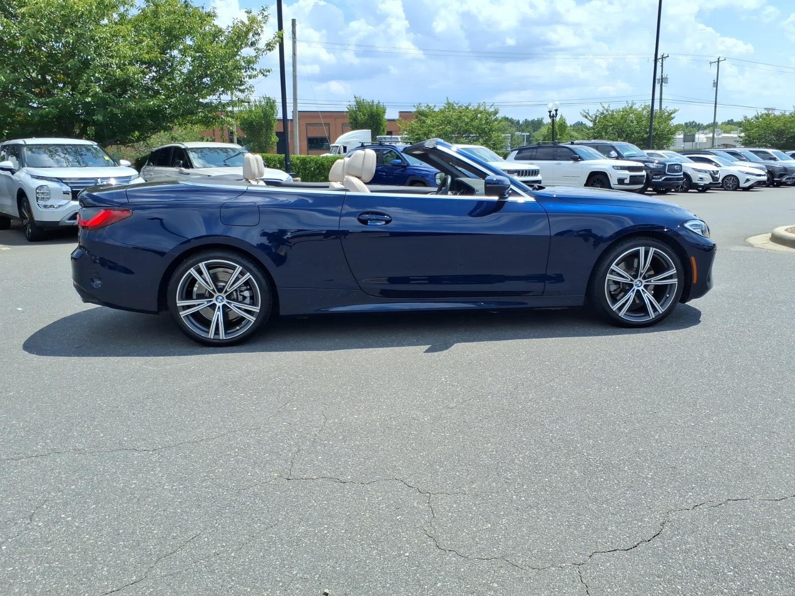 Used 2022 Tanzanite Blue II Metallic BMW 430i xDrive image 10
