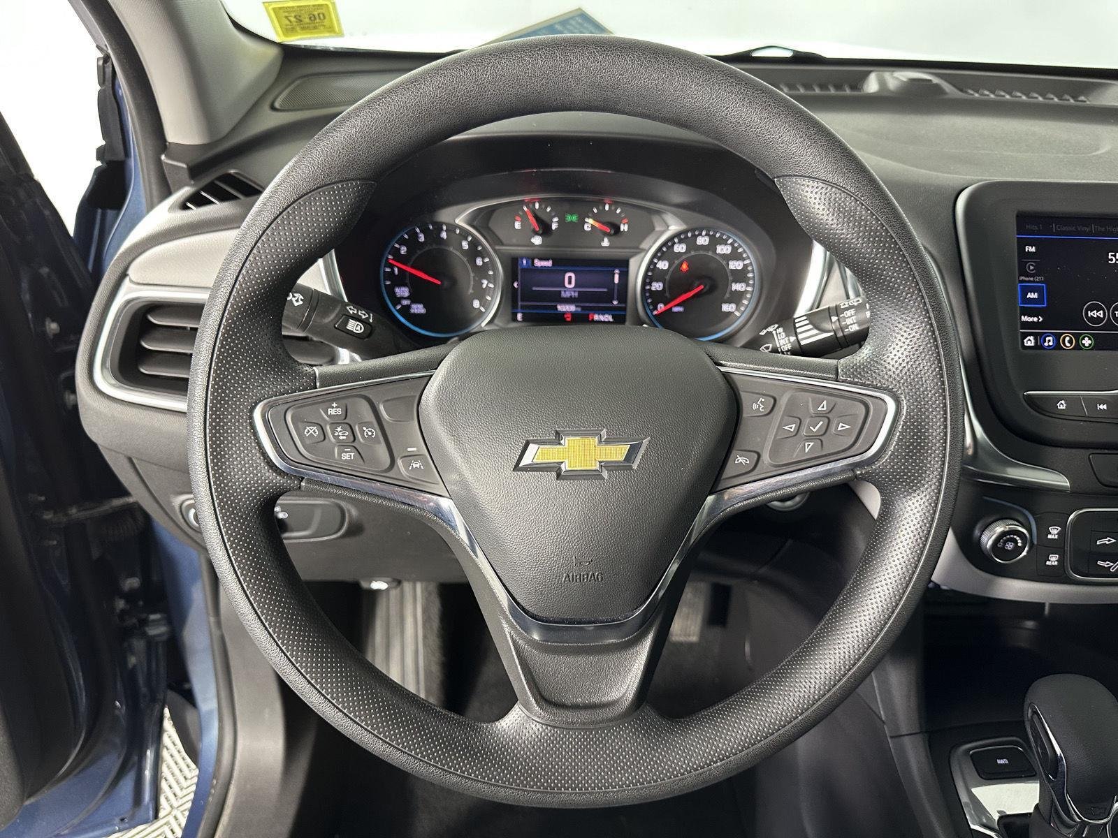 Used 2024 Lakeshore Blue Metallic Chevrolet  image 17