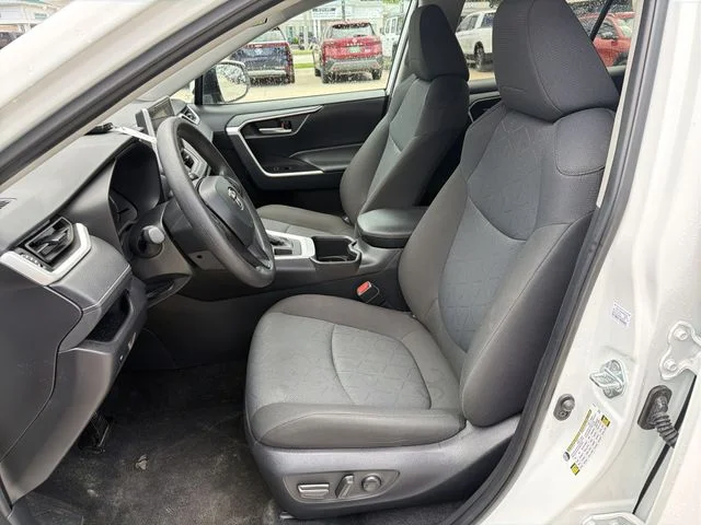 Used 2025 White Toyota XLE image 13