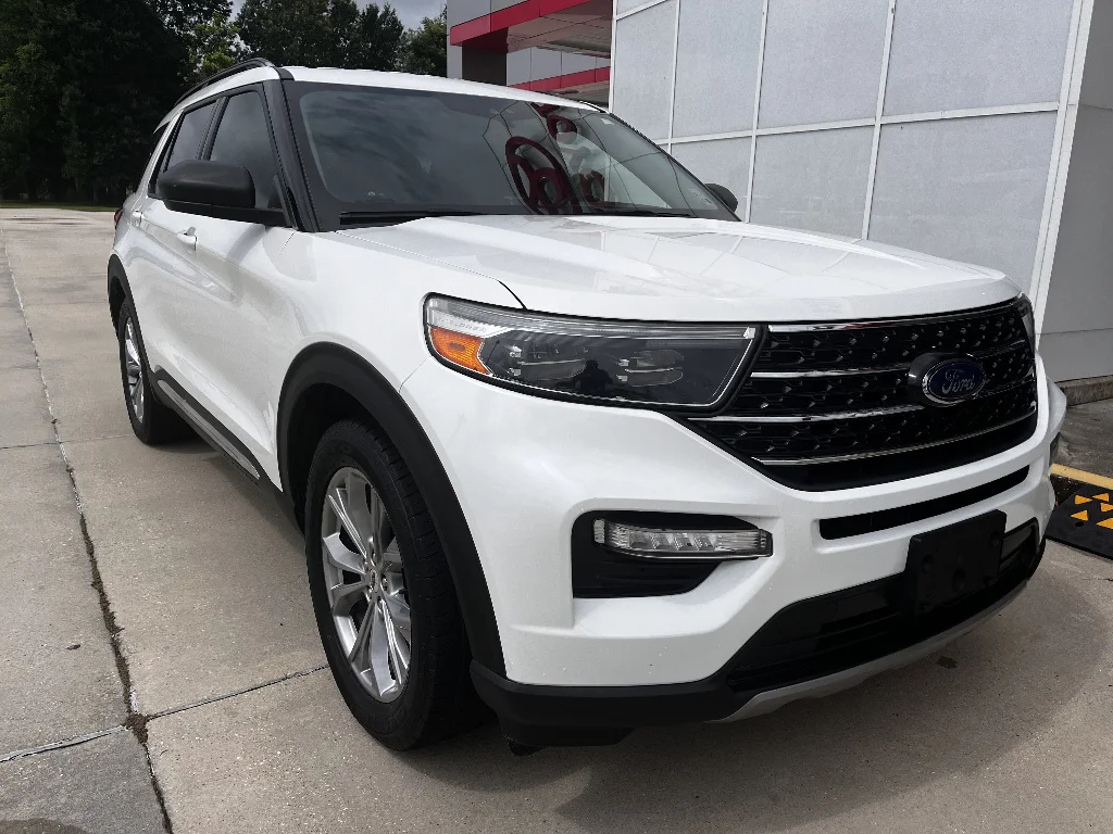 2021 Ford Explorer XLT RWD's photo