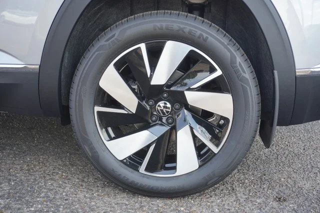 2026 Volkswagen Atlas Cross Sport SEL - Photo 14
