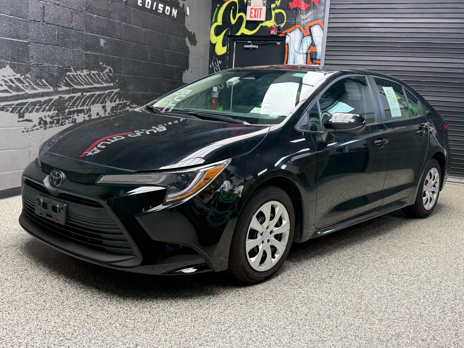 Used 2024 Midnight Black Metallic (218) Toyota LE image 3