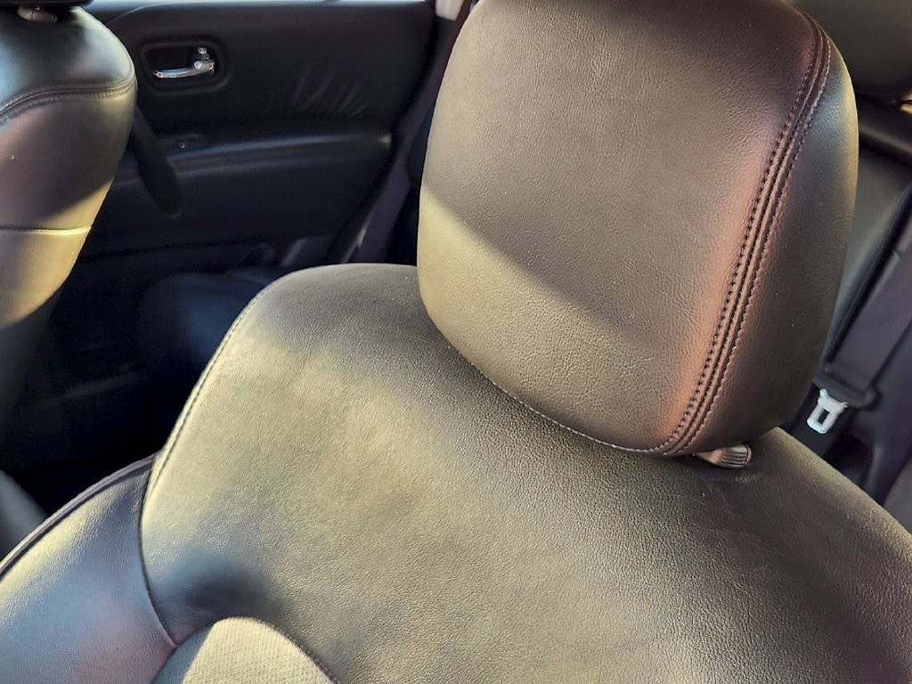 Used 2024 Blue Nissan SL image 14