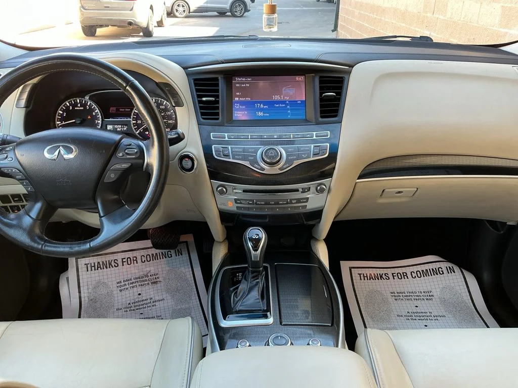 Used 2016 Black INFINITI Base image 21
