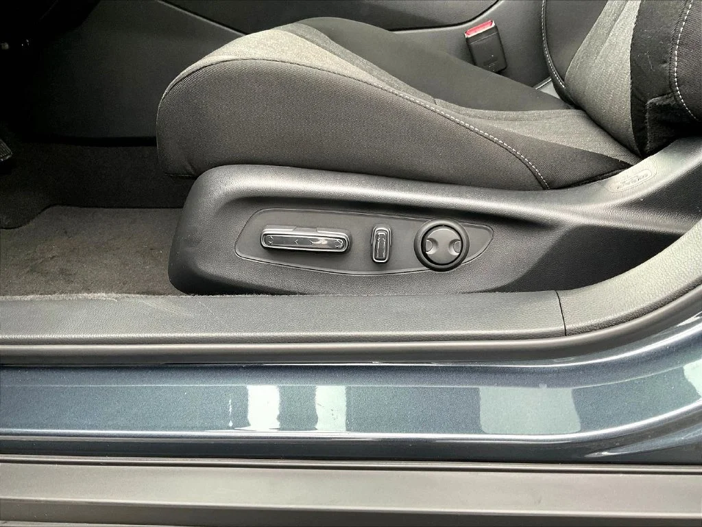 New 2026 Meteorite Gray Metallic Honda SE image 37