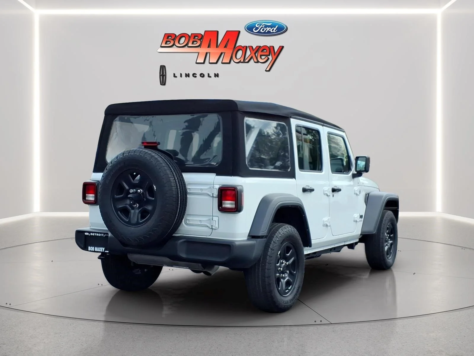 Used 2024 Bright White Clearcoat Jeep Sport image 4