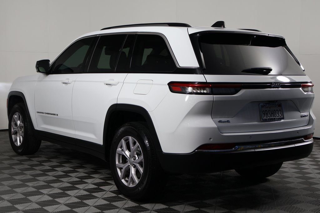 Used 2022 White Jeep Limited image 6