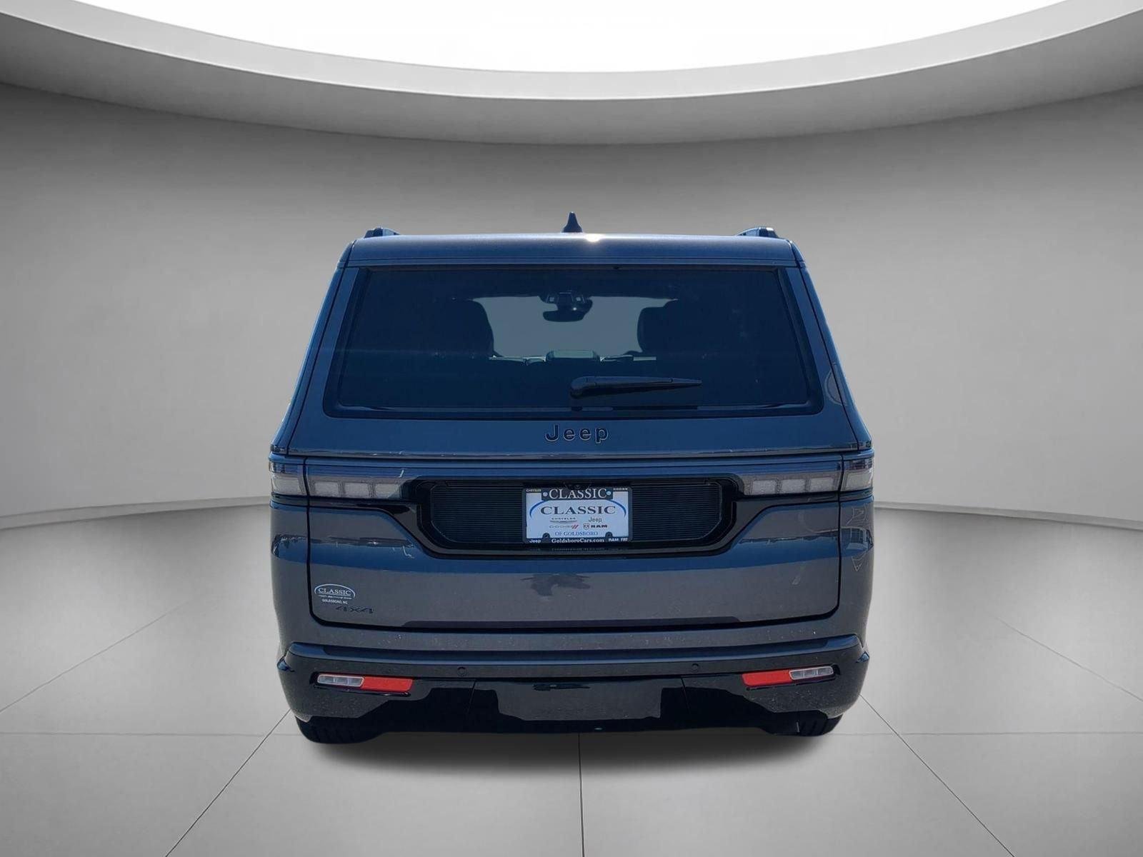 New 2026 Baltic Gray Metallic Clearcoat Jeep Limited Altitude image 4
