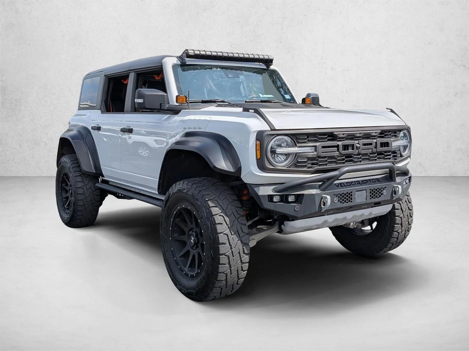 Used 2023 Oxford White Ford Raptor image 4
