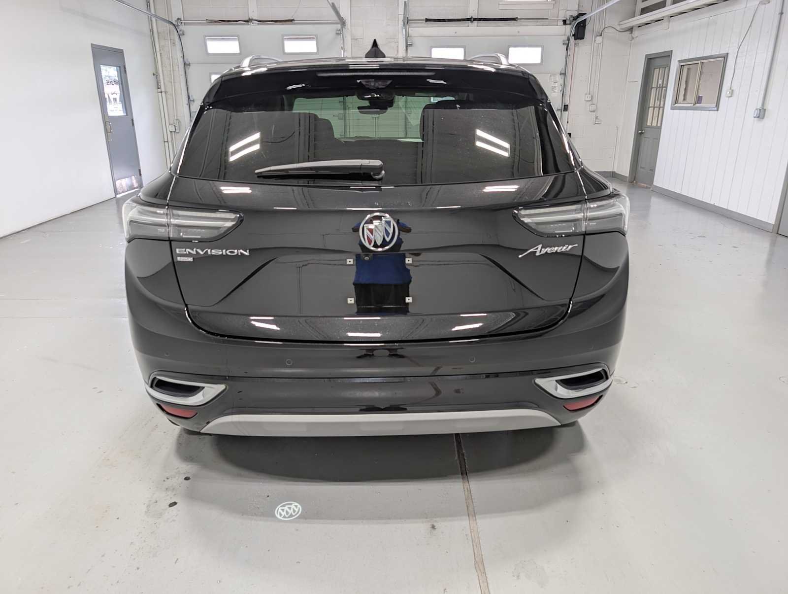 Used 2023 Ebony Twilight Metallic Buick Avenir image 8