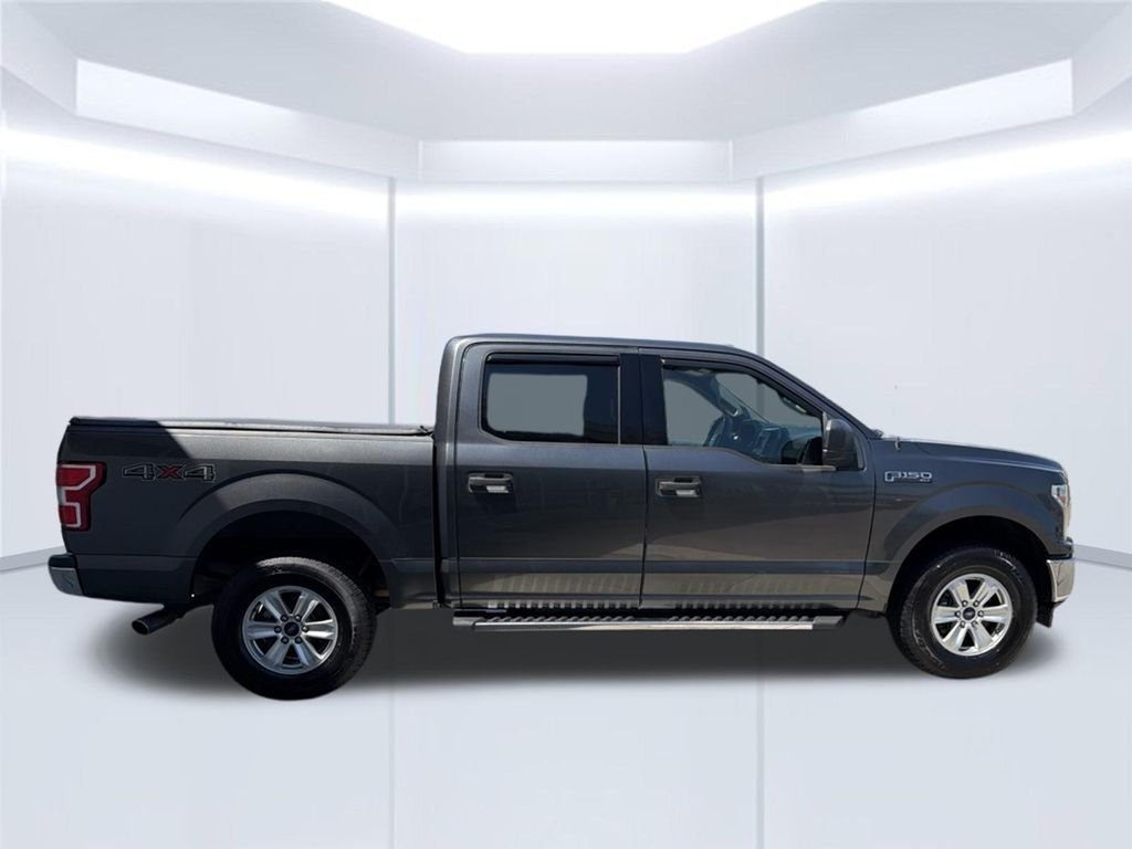 Used 2018 Gray Ford XLT image 8