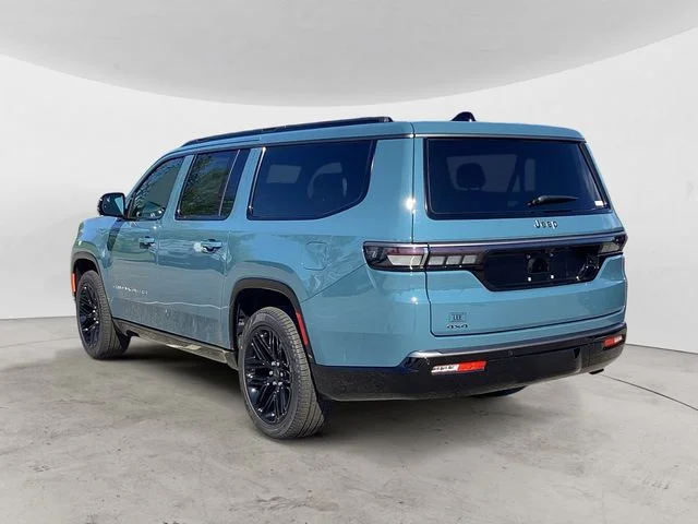 New 2026 Steel Blue Jeep L LIMITED RESERVE 4X4 image 3