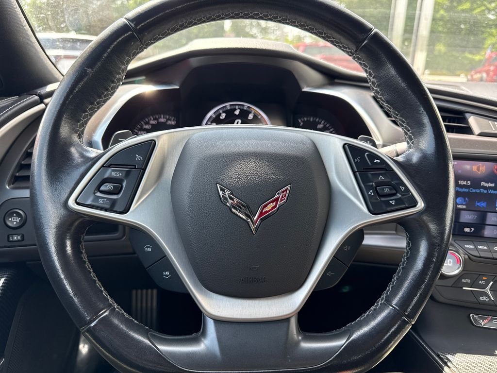 Used 2019 Red Chevrolet Stingray image 15