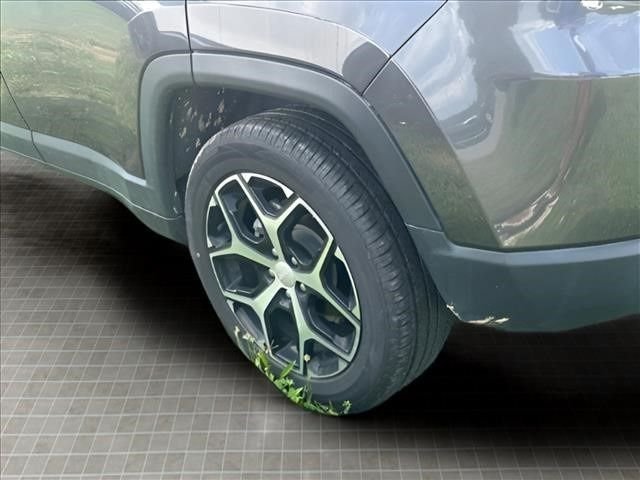 Used 2024 Gray Jeep Limited image 20