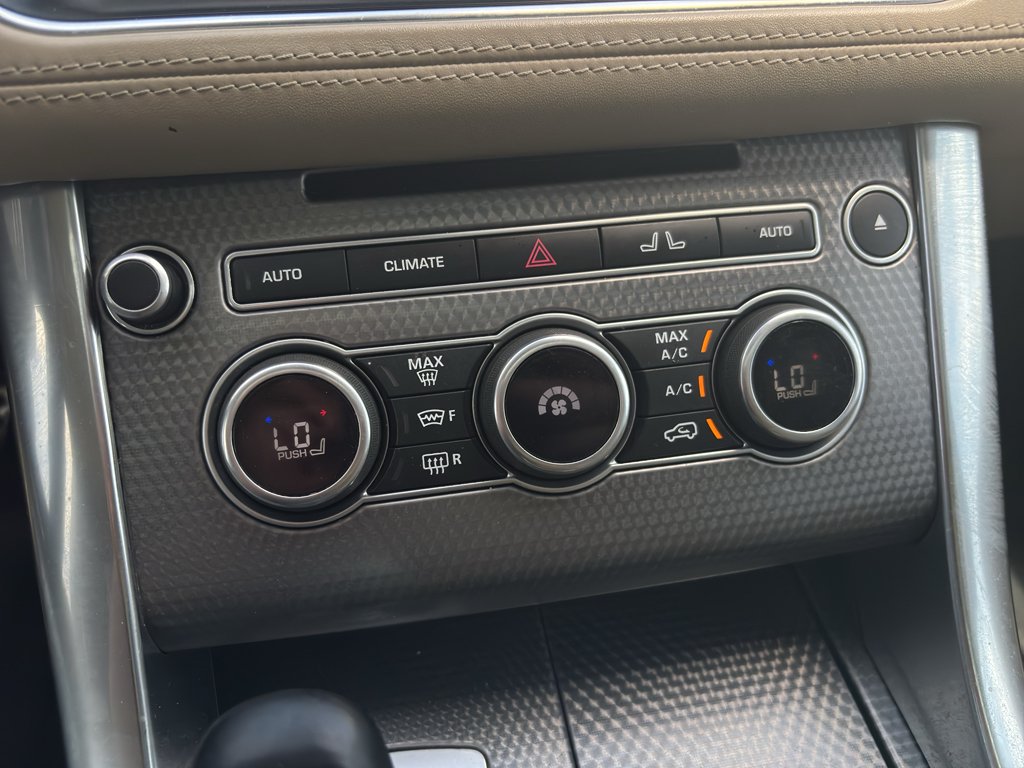 Used 2017 Silicon Silver Metallic Land Rover Autobiography image 20