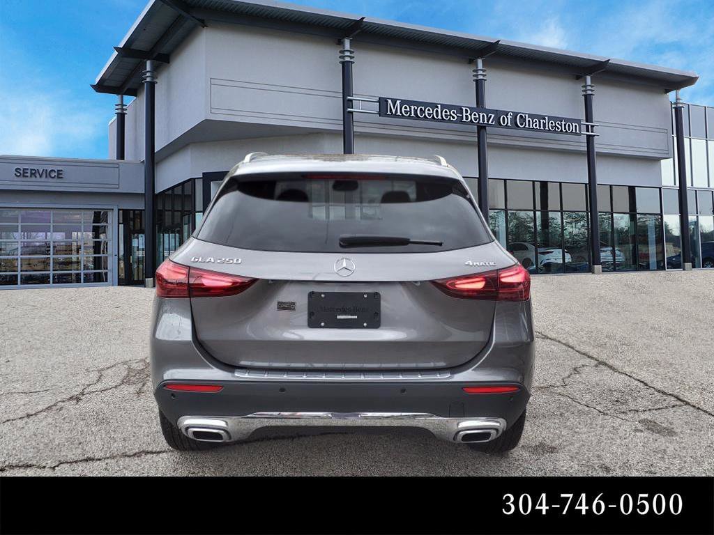 Certified Used 2025 Mountain Grey Met Mercedes-Benz GLA 250 image 4