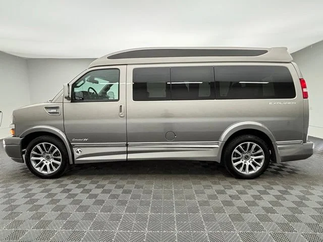 Used 2021 SPECIAL EXTERIOR COLOR Chevrolet LS image 12