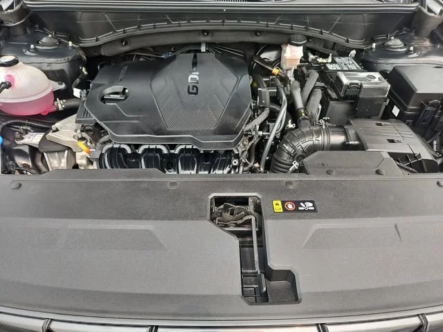 Used 2022 Black Hyundai SEL image 23